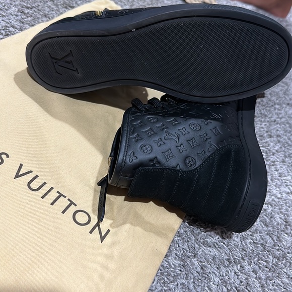 🖤🤍❤️🔥AUTHENTIC LV SNEAKERS ❤️🔥🤍🖤 - Picture 6 of 7